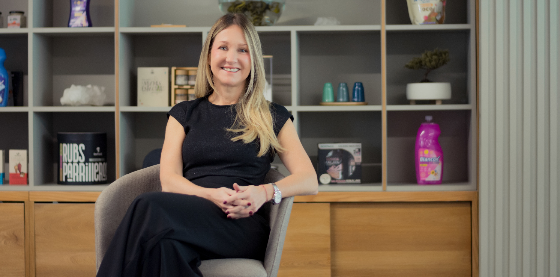 Liderazgo de CEO, Karen Brazdys